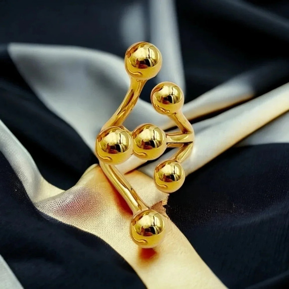🆕️18K Gold Plated Statement Ring with Unique Round Beads Design Bold & Trendy - Picture 8 of 13